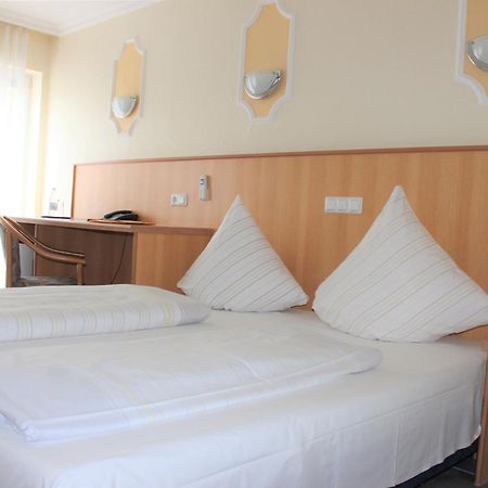 Hotel America Ramstein-Miesenbach Room photo